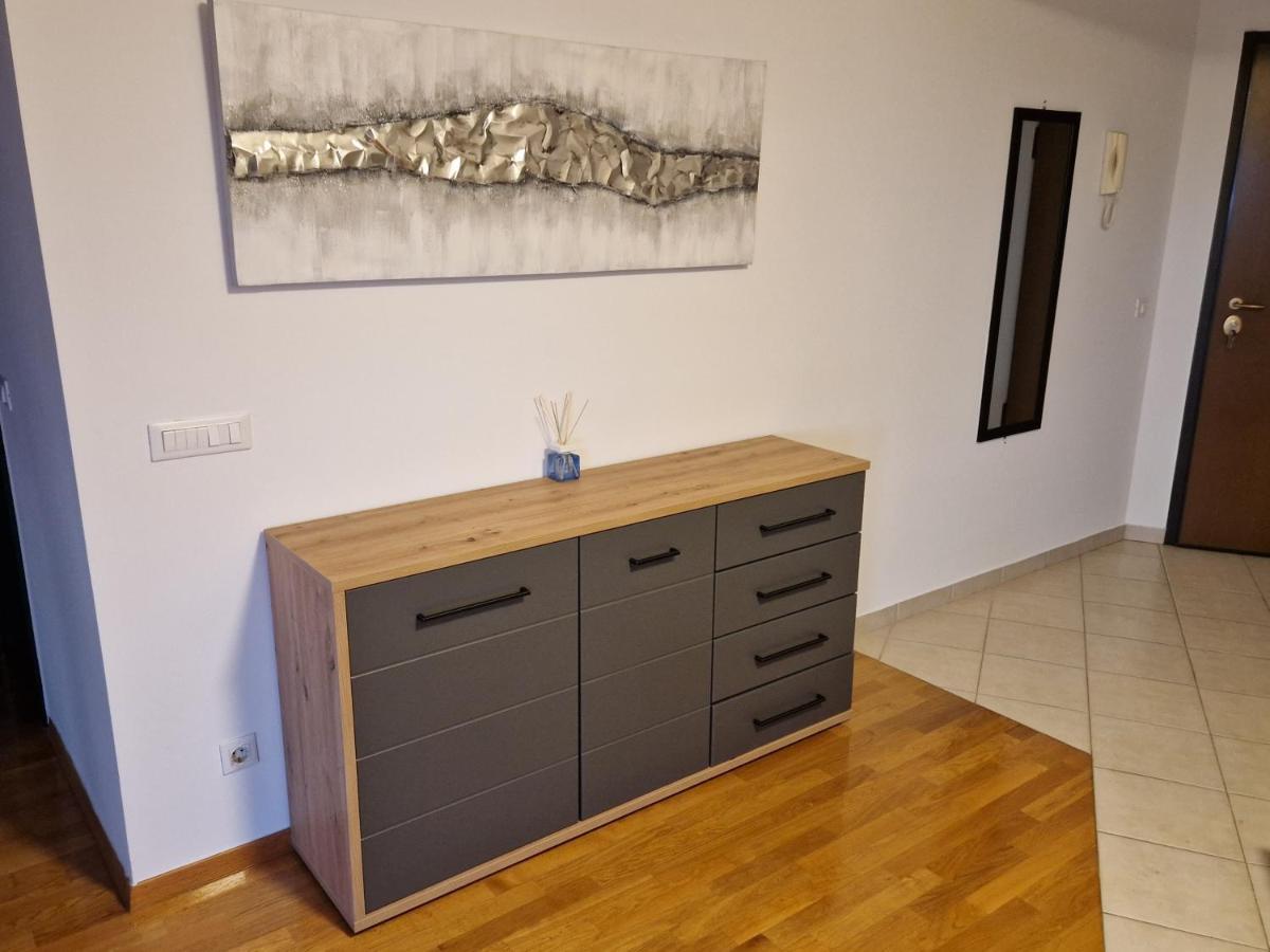 Apartment With Panoramic View Задар Екстериор снимка